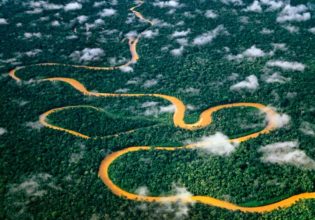 Manu Peru wildlife adventure