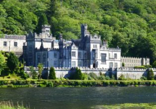 Ireland historical buildings castle