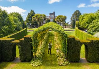 Larnach Castle gardens, Dunedin NZ