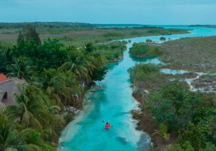 Kayaking in Bacalar lagoon Mexico