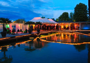 Barfussbar - one of the best badi bars in Zurich.