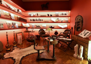 Maison Assouline bookstore in Piccadilly, London, UK.