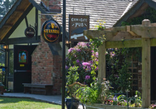 Van Isle British Columbia Canada Foodie Food eat and drink holidays