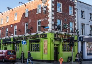 exterior shot of Devitt's of Camden Street, Dublin pub