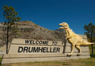 drumheller alberta dinosaur