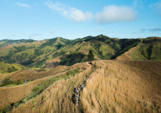 Hiking in Fiji