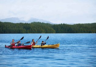 A family fjord kayaking