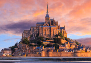 8 enchanting old towns in Europe to step back in time