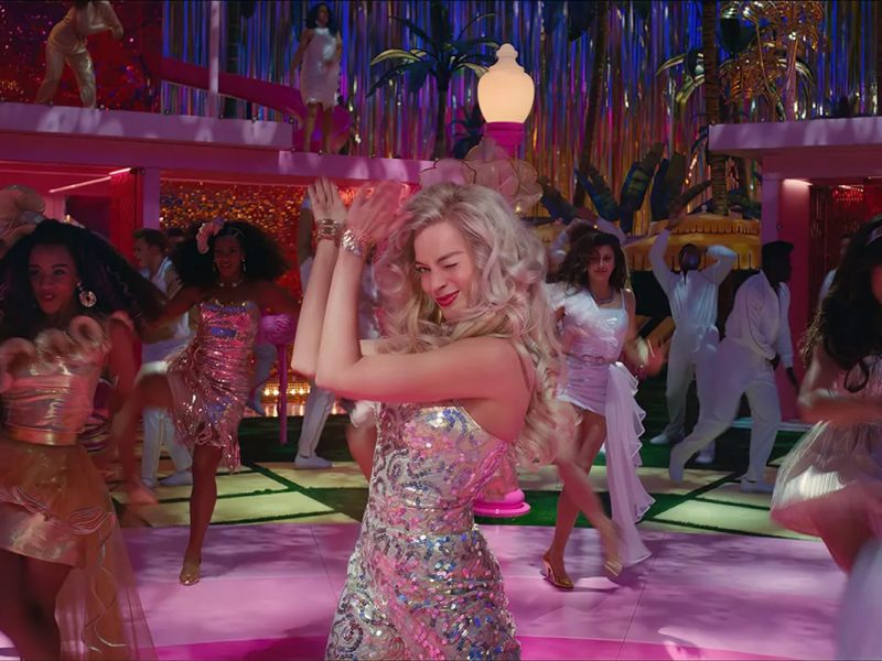 Margot Robbie dancing in the Barbie Movie
