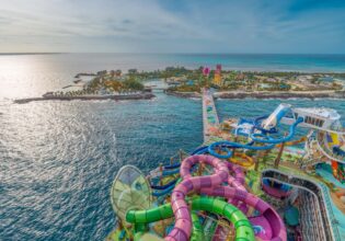 the Icon of the Seas arriving at Coco Cay in the Bahamas