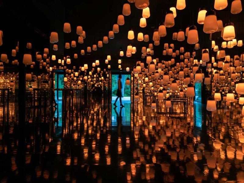 a spectacular hanging lamps display at Mifuneyama Rakuen Hotel in Saga Prefecture
