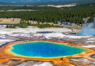 Yellowstone USA National Park