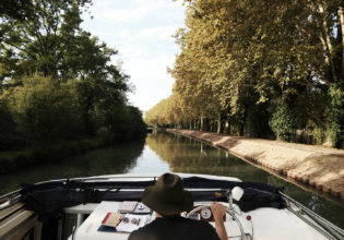 French cruise boats towns canals train trips tour