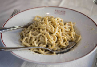 Where to find Nonna-style pizza and pasta in Rome