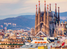 Barcelona Travel Guide