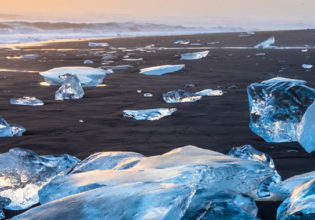 Iceland Travel Guide