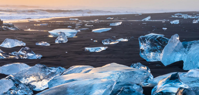 Iceland Travel Guide