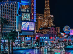 Las Vegas Travel Guide