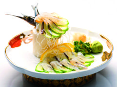 Moscow sushi bar Sayori sashimi at Misato.