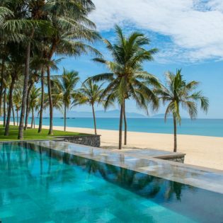Hoi An Vietnam city stay accommodation Nam Hai four Seasons