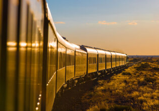 rovos rail through namibia desert
