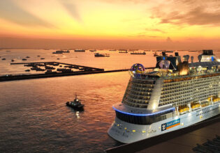 Spectrum Of The Seas in Singapore, royal caribbean