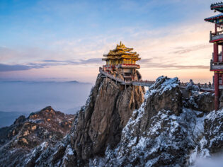 Snow at The Laojun Mountain in China